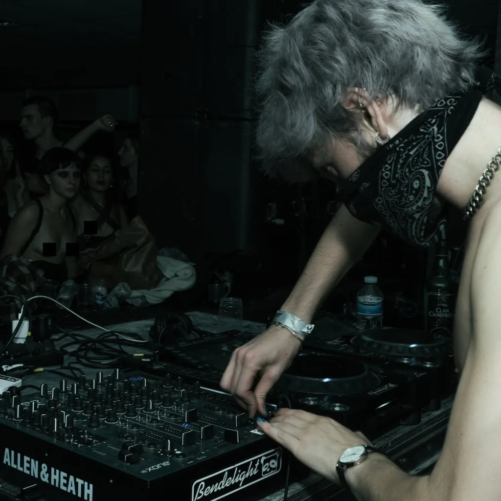 I Hate Models delivering an experimental hard techno live set