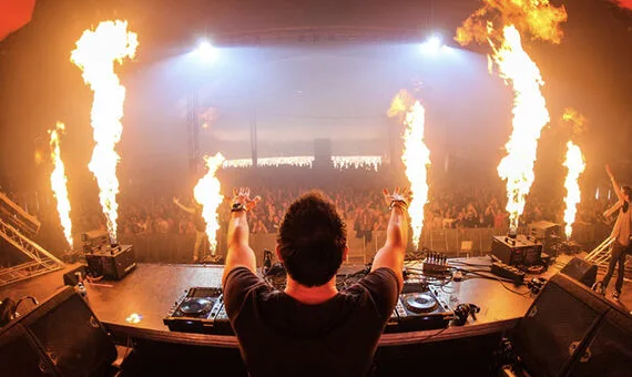 pyrotechnic Flames dj performing Hardtechno event